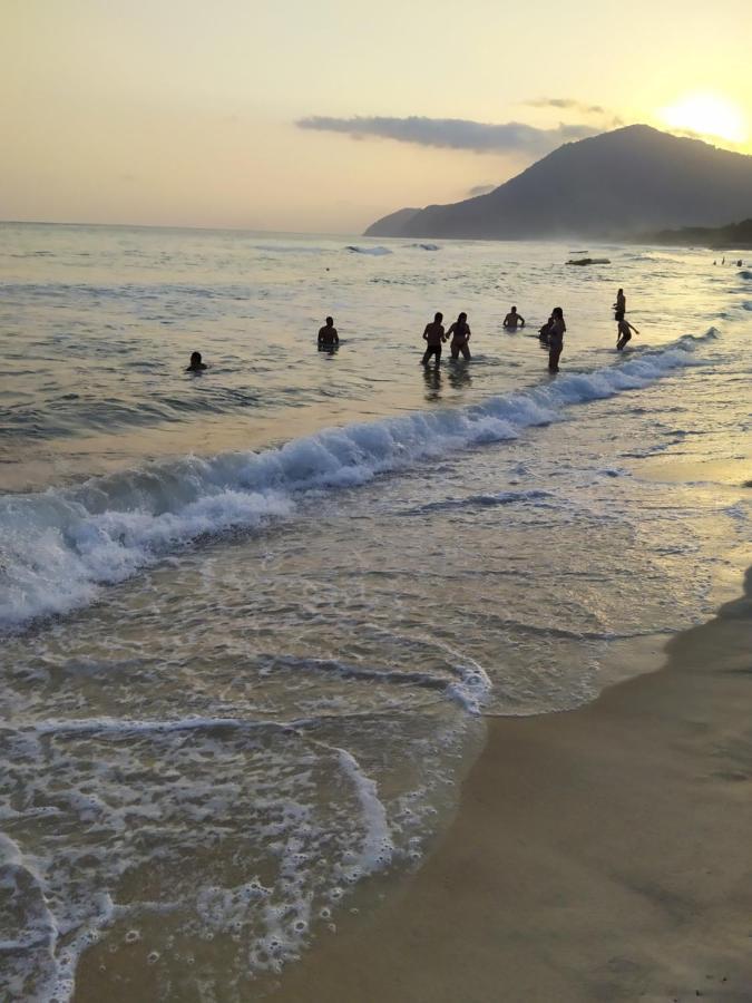 Casa Na Praia De Maresias Em Condominio Com Piscina Aquecida Na Av Principal De Маресіас Екстер'єр фото